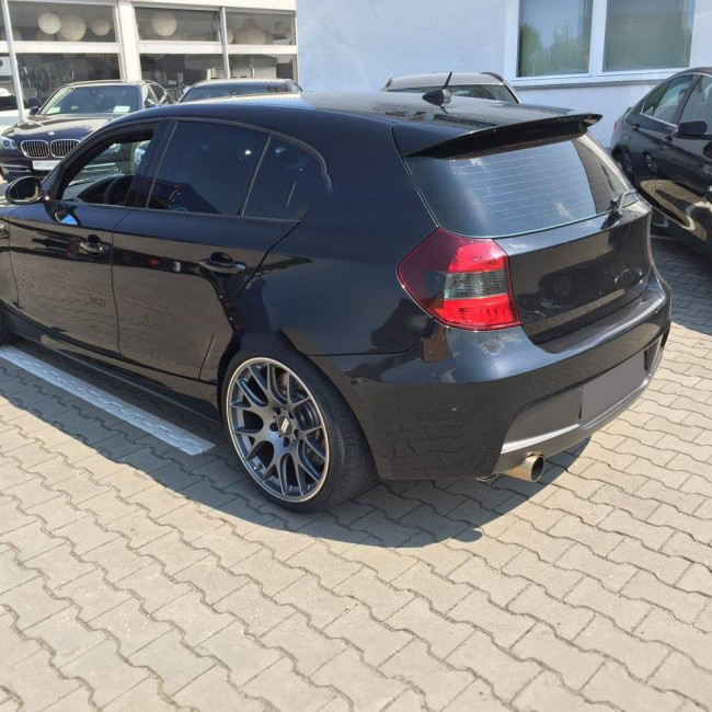 Aerodynamic Roof Spoiler for BMW E81 / E87, glossy black - Bilde 2