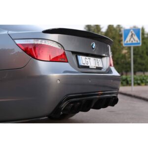 BMW E60/61 Diffuser two pipe R.