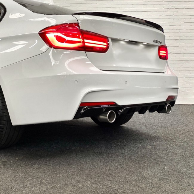 AC style Roof Spoiler for BMW F30 / F80, glossy black - Bilde 12