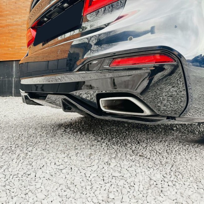 Performance diffuser for BMW G30 / G31, glossy black - Bilde 4